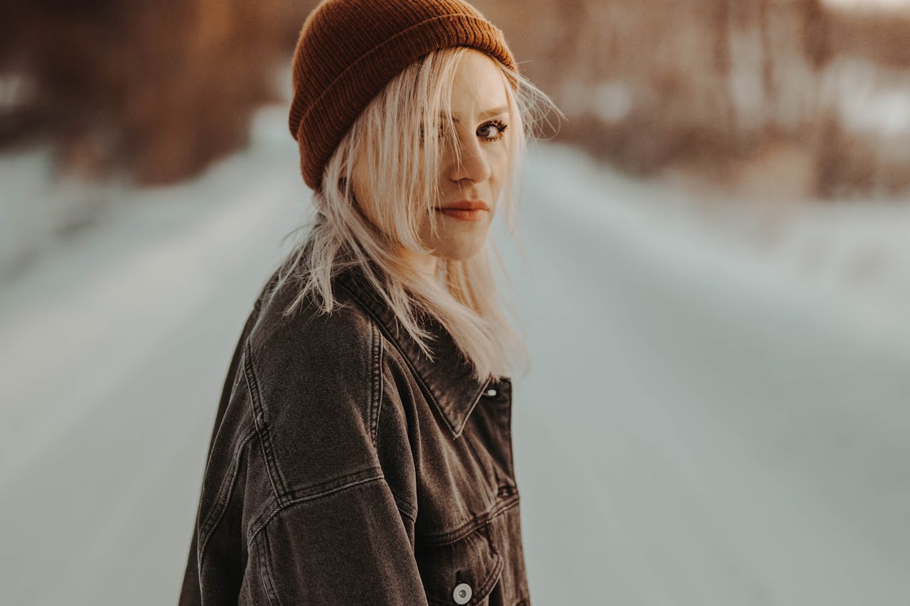 facilities Free stock photo of behind, girl, girl in beanie